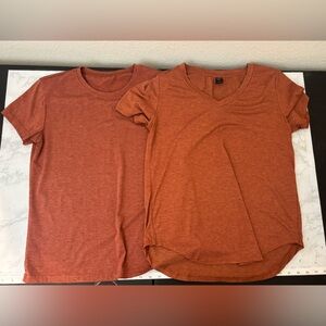 Emery Rose Women's T-shirts Size S Lot Of 2 Orange Brown Pullover Tees
